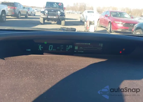 2010 Toyota Prius Iii из США, поврежденный, VIN JTDKN3DU6A0002538